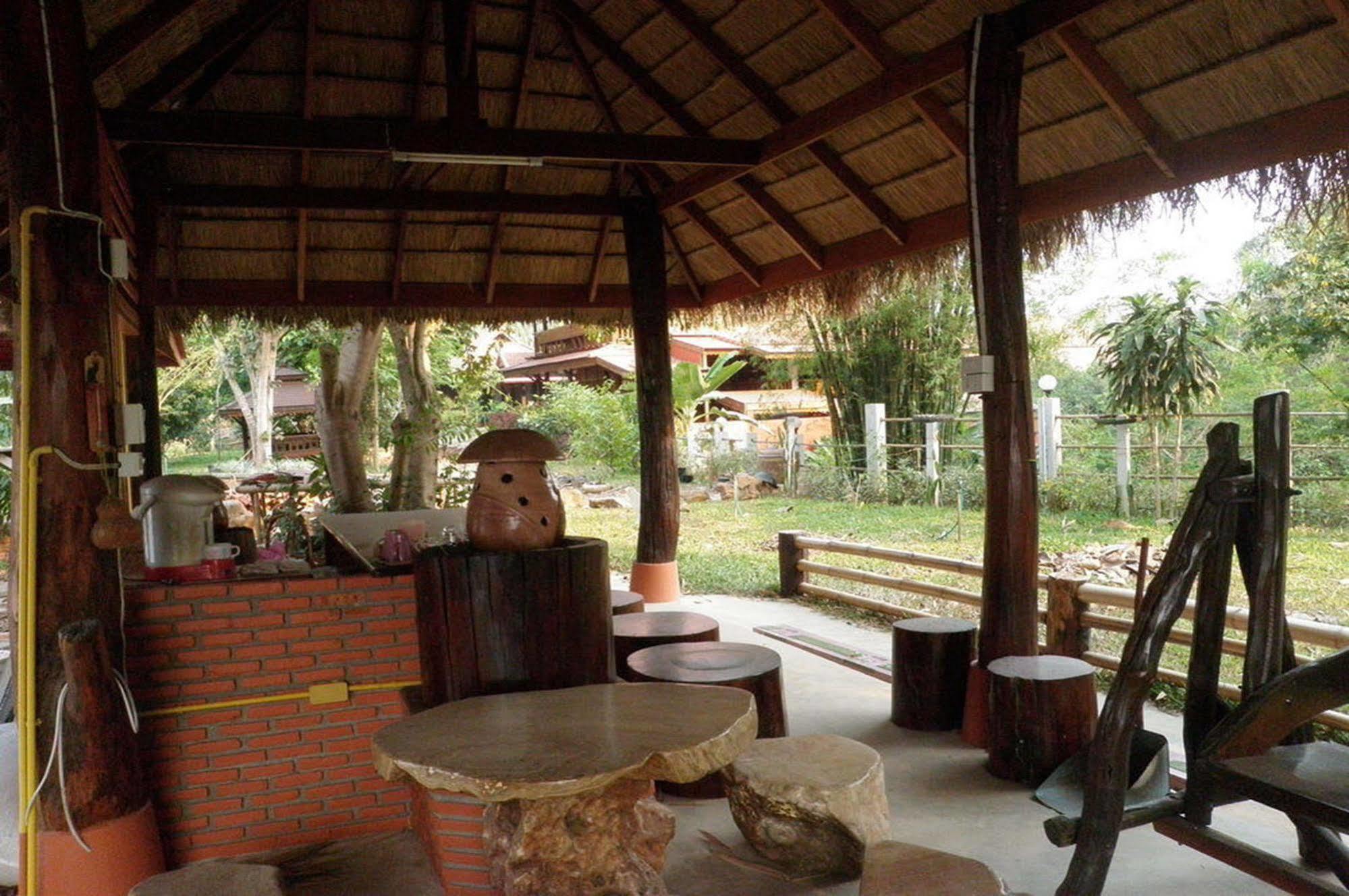 Rim Nam Kong Homestay Pak Chom Экстерьер фото