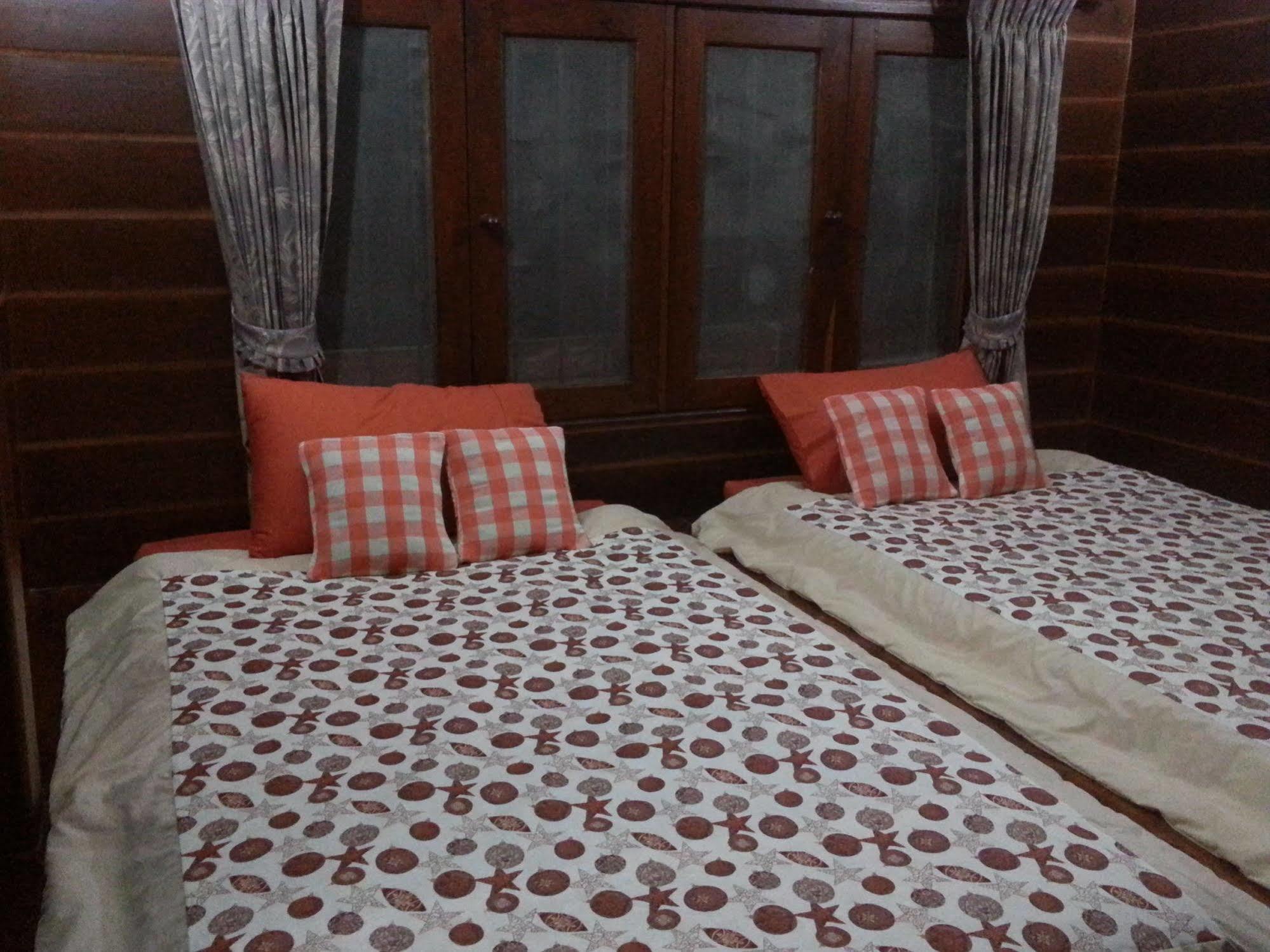 Rim Nam Kong Homestay Pak Chom Экстерьер фото
