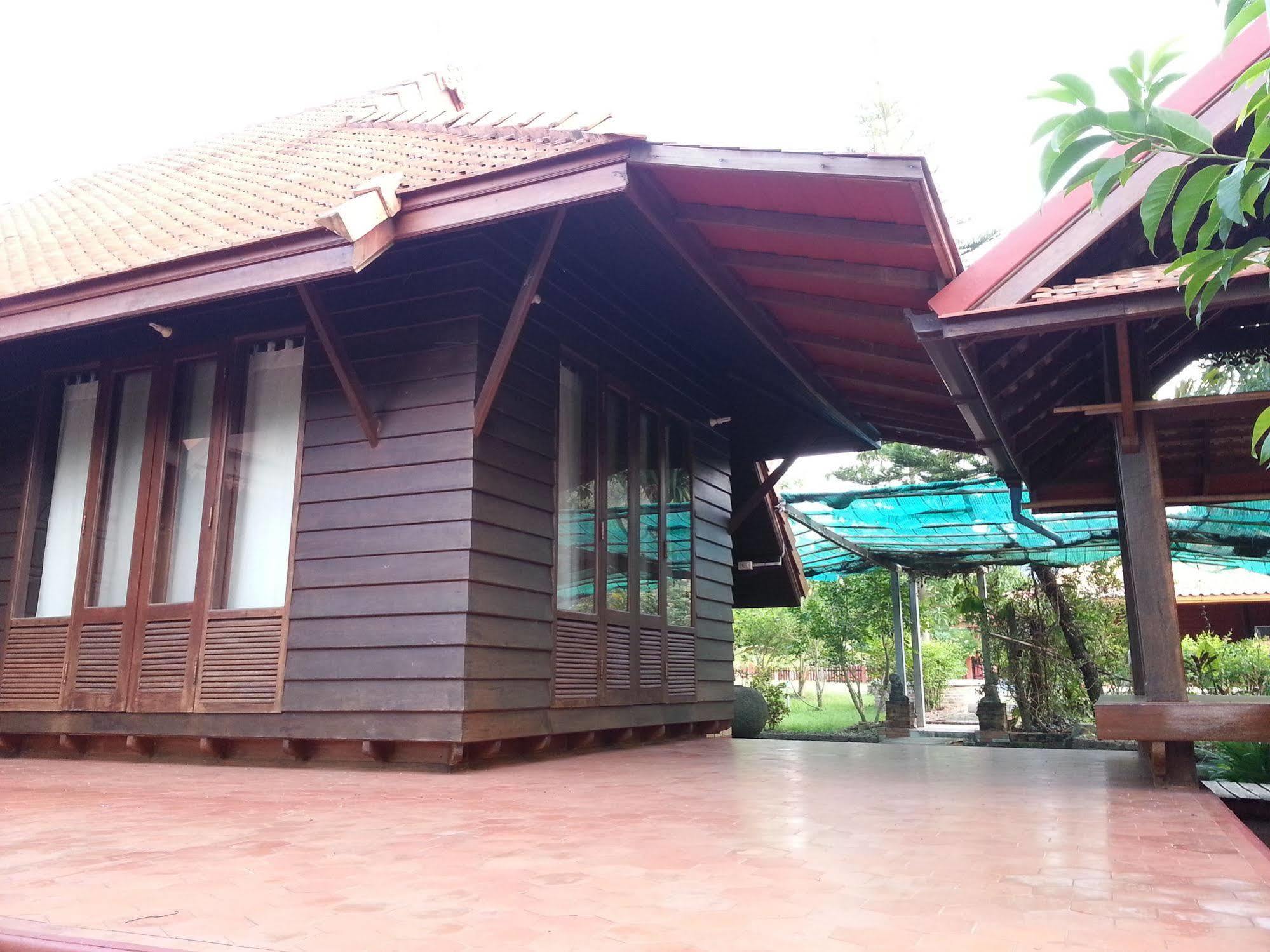 Rim Nam Kong Homestay Pak Chom Экстерьер фото