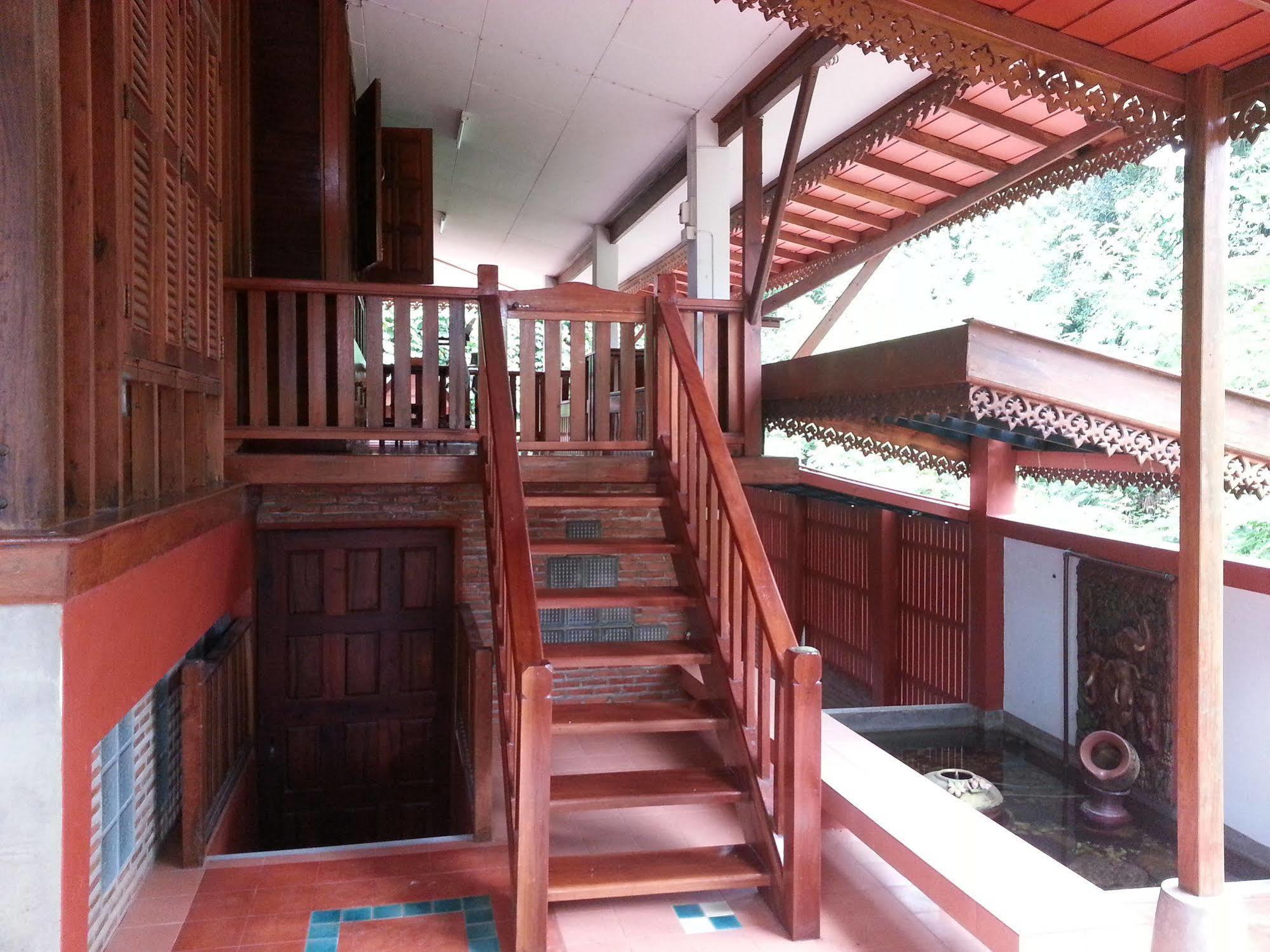 Rim Nam Kong Homestay Pak Chom Экстерьер фото