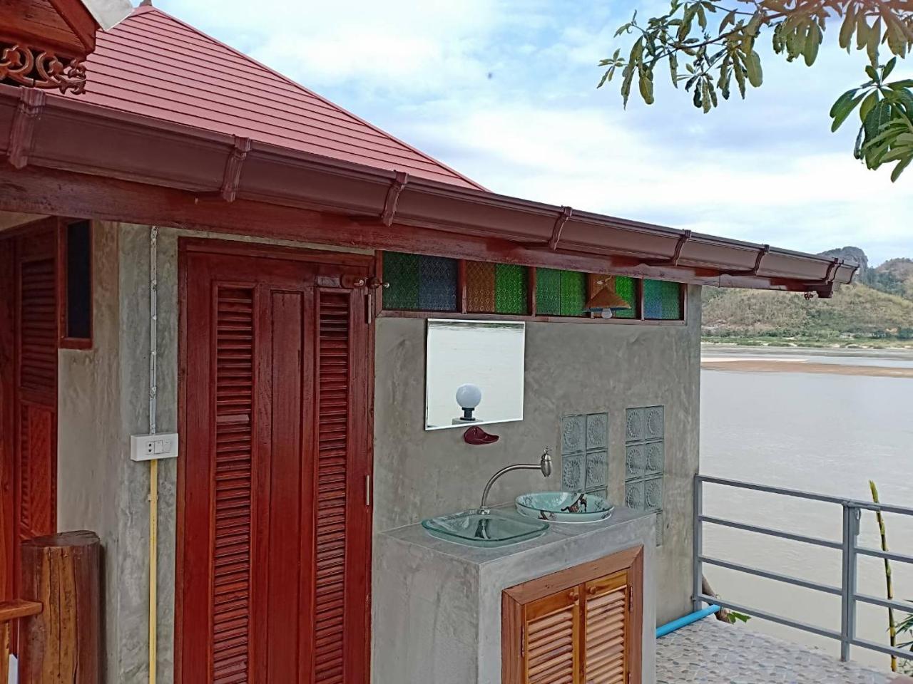 Rim Nam Kong Homestay Pak Chom Экстерьер фото